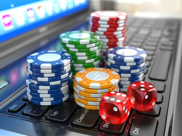 Blackjack table with multi-camera feed