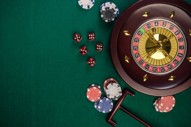 Place chips on any standard roulette bet type before the window closes. Lightning Roulette betting layout with chip placement options